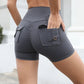 BellaFlex™ Erhöhen Sie Ihr Training mit modischen Funktionsshorts.